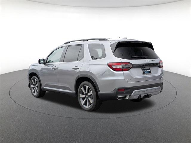 new 2025 Honda Pilot car, priced at $48,018