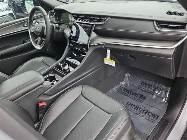 used 2025 Jeep Grand Cherokee car, priced at $43,000