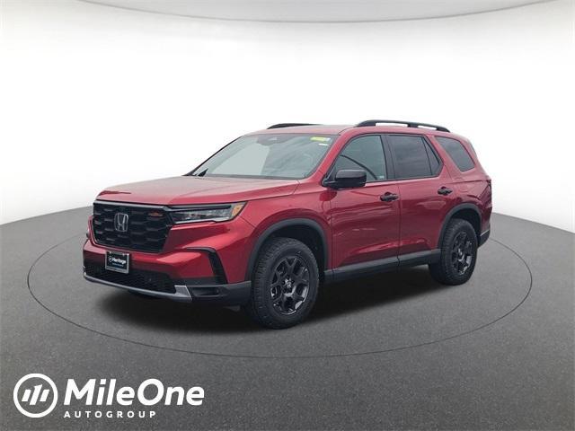 new 2025 Honda Pilot car, priced at $48,259