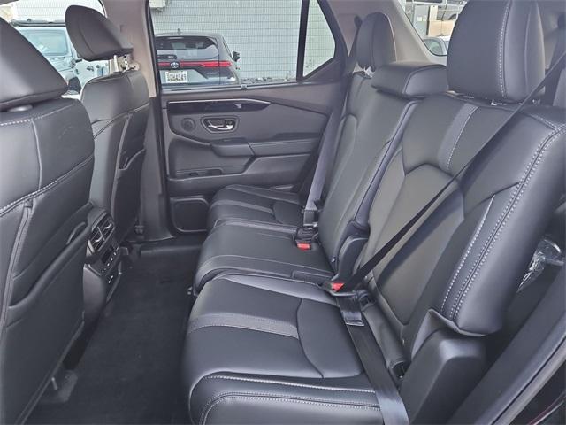 new 2025 Honda Pilot car, priced at $47,276