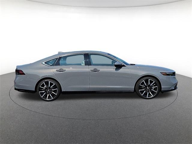 new 2025 Honda Accord Hybrid car, priced at $38,052