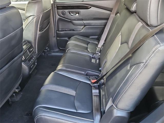 used 2025 Honda Pilot car, priced at $41,500