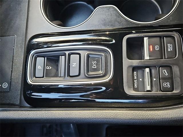 used 2025 Honda Pilot car, priced at $41,500