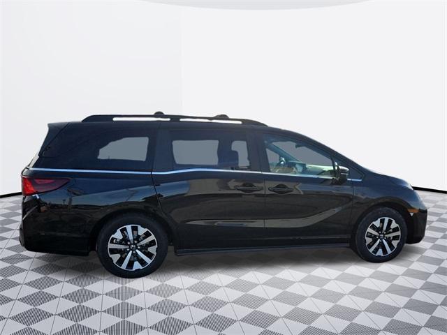 new 2025 Honda Odyssey car, priced at $41,990