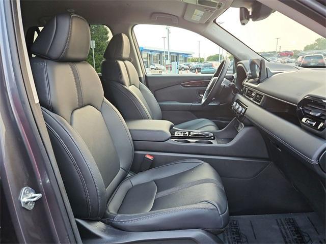used 2023 Honda Pilot car, priced at $37,500