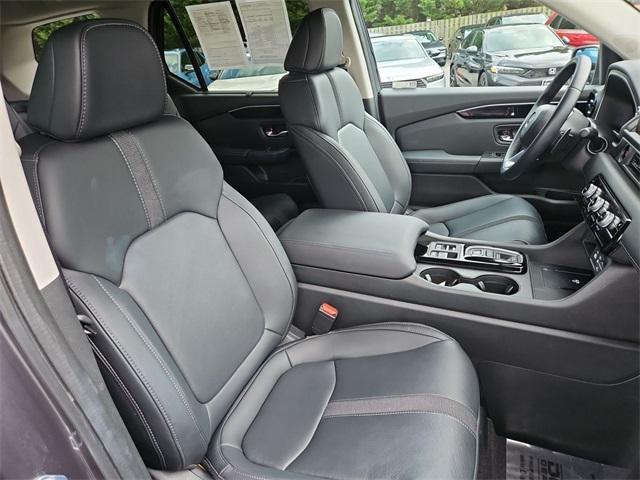 used 2023 Honda Pilot car, priced at $38,000