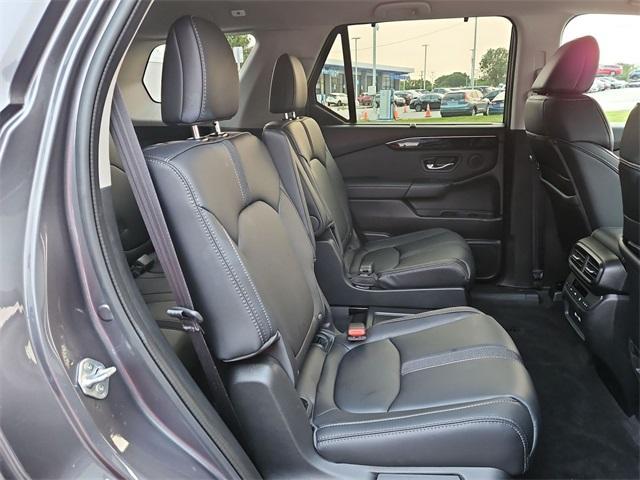 used 2023 Honda Pilot car, priced at $37,500