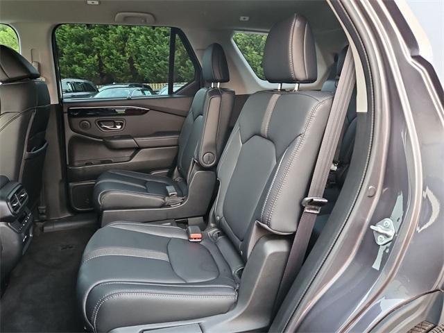 used 2023 Honda Pilot car, priced at $37,500