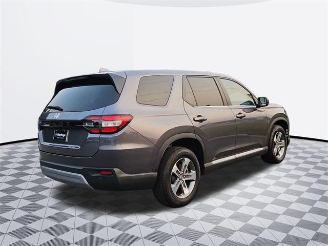 used 2023 Honda Pilot car, priced at $37,500