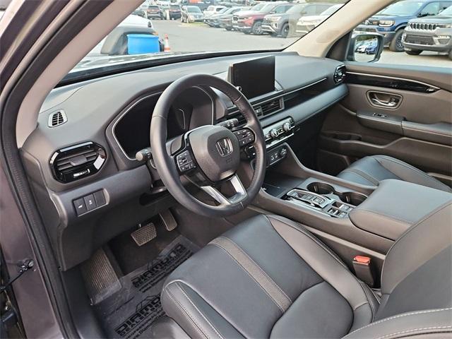 used 2023 Honda Pilot car, priced at $37,500