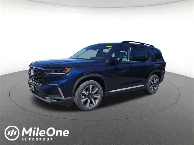 new 2025 Honda Pilot car, priced at $47,823