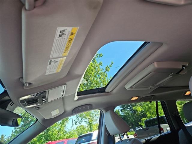 used 2022 Honda Pilot car, priced at $32,500