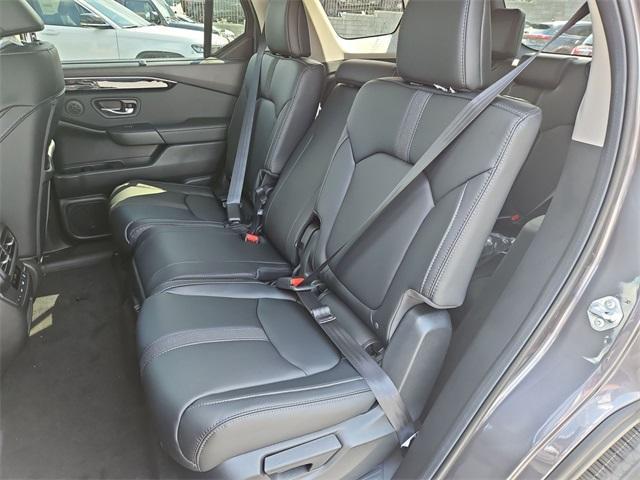 new 2025 Honda Pilot car, priced at $45,423