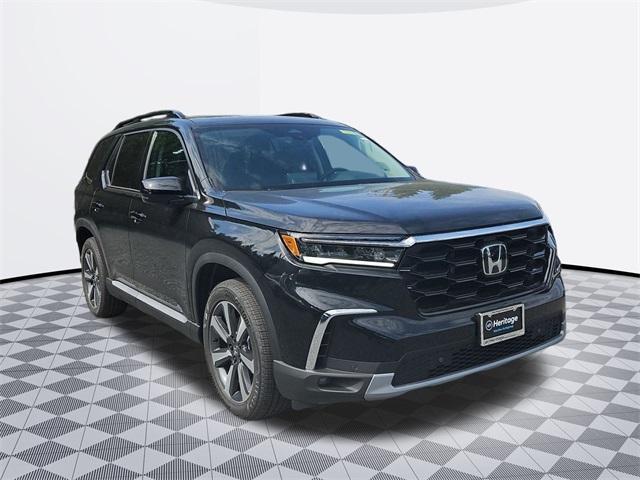 new 2025 Honda Pilot car, priced at $47,276