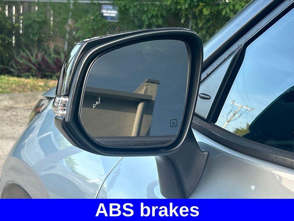 used 2022 Toyota Highlander car, priced at $32,503