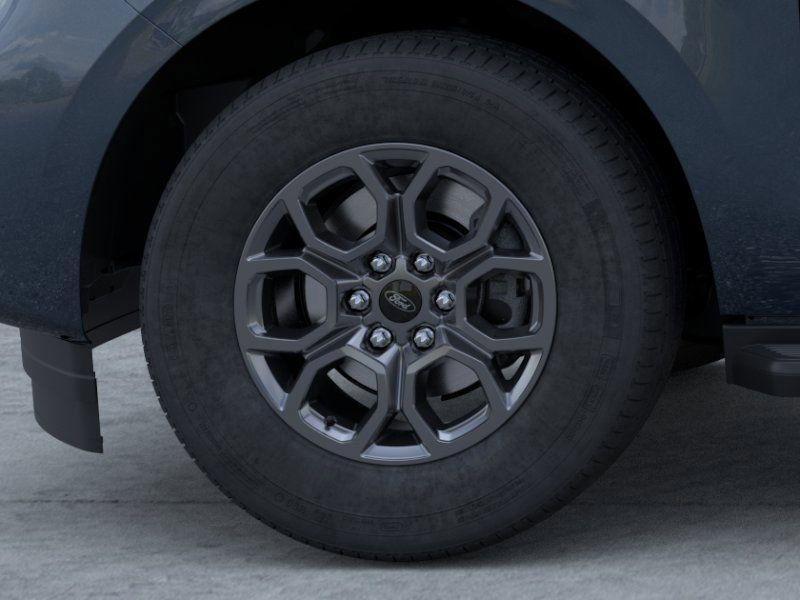 new 2025 Ford Expedition car, priced at $60,371