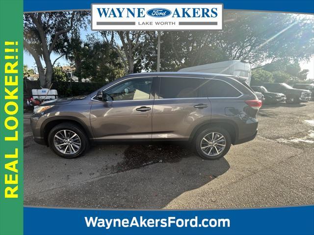 used 2019 Toyota Highlander car, priced at $24,515