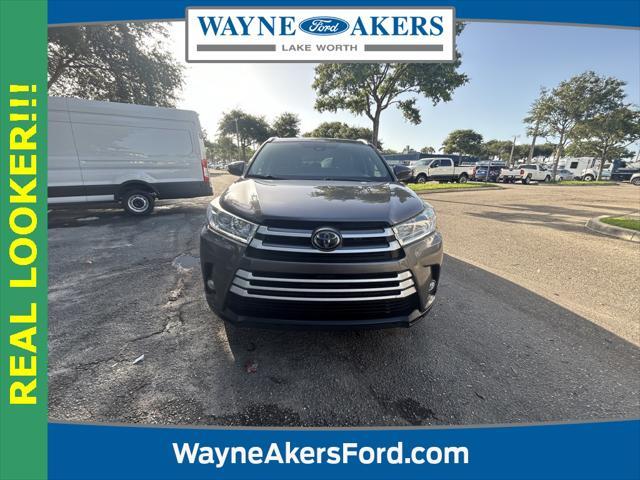 used 2019 Toyota Highlander car, priced at $24,515