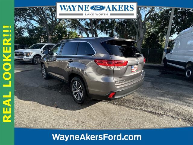 used 2019 Toyota Highlander car, priced at $24,515