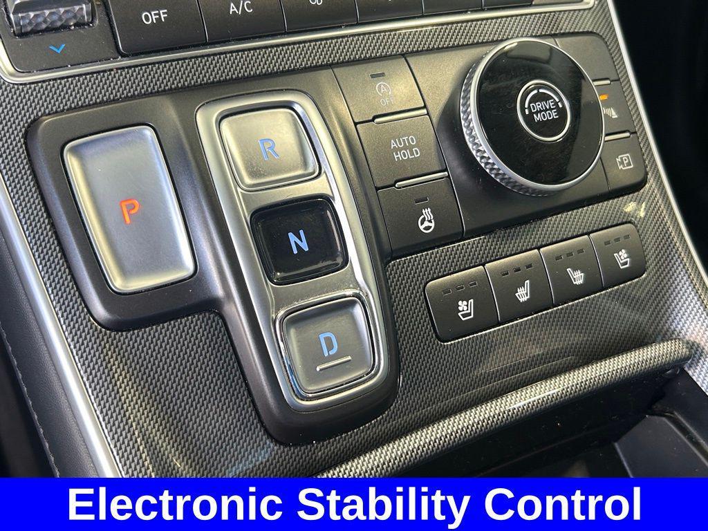 used 2022 Hyundai Santa Fe car, priced at $24,966