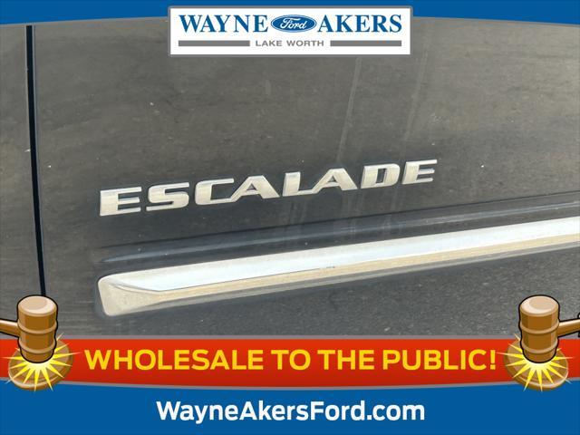 used 2012 Cadillac Escalade car, priced at $7,995