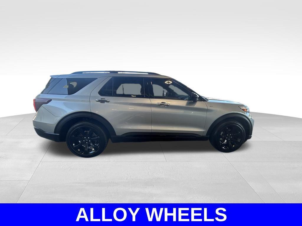 used 2022 Ford Explorer car, priced at $26,180
