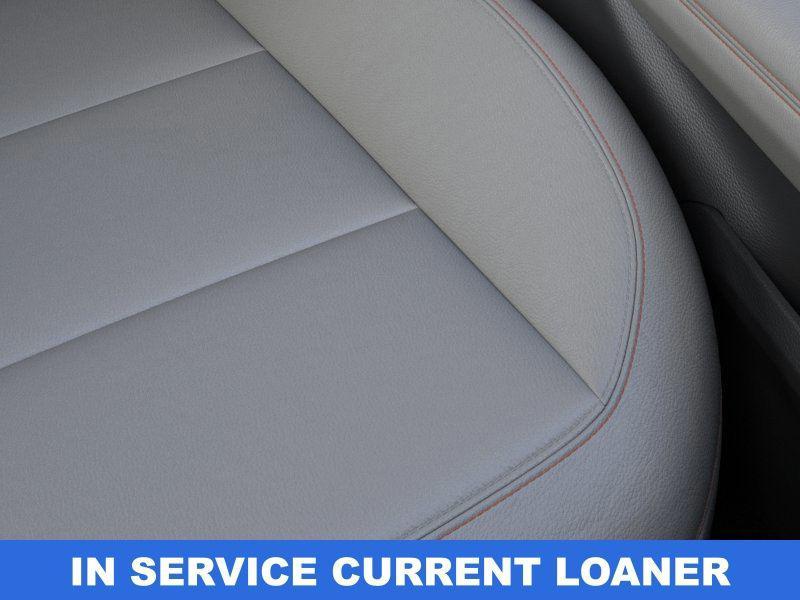 new 2025 Ford Explorer car, priced at $38,995