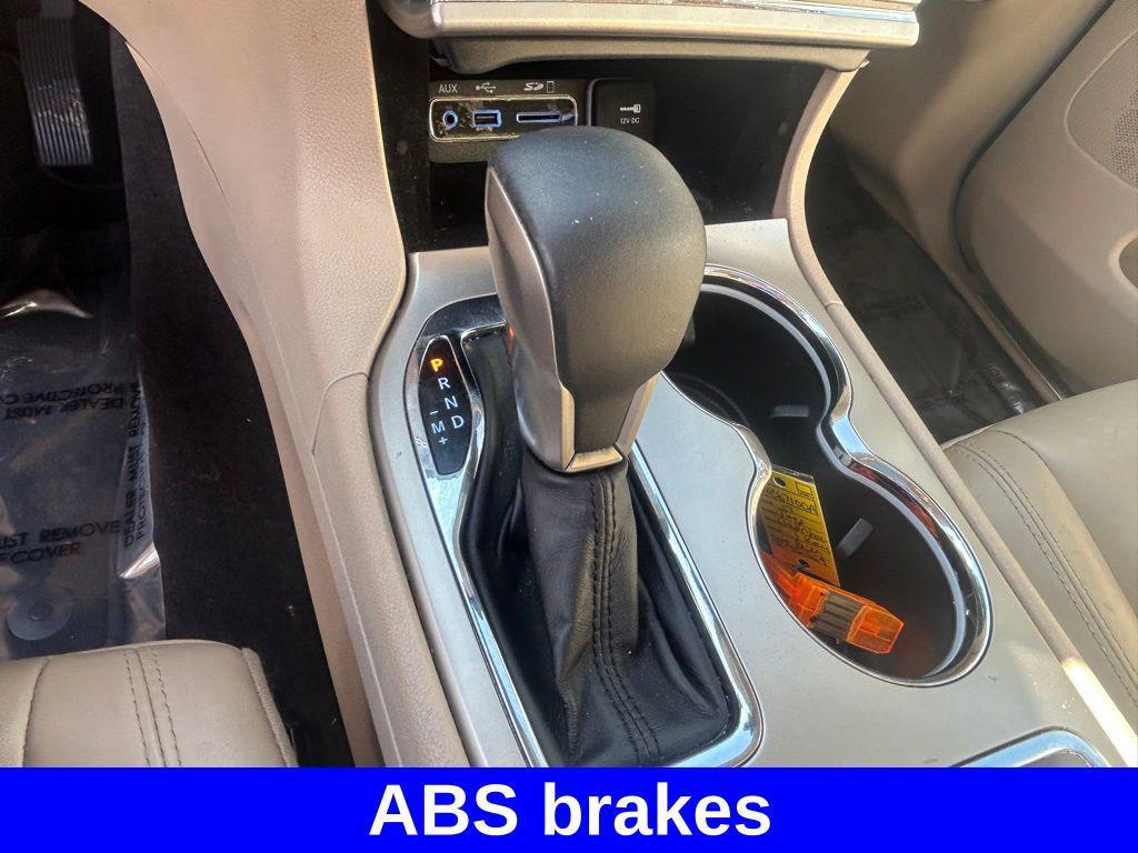 used 2017 Jeep Grand Cherokee car, priced at $14,997