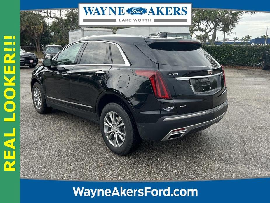 used 2022 Cadillac XT5 car, priced at $26,304