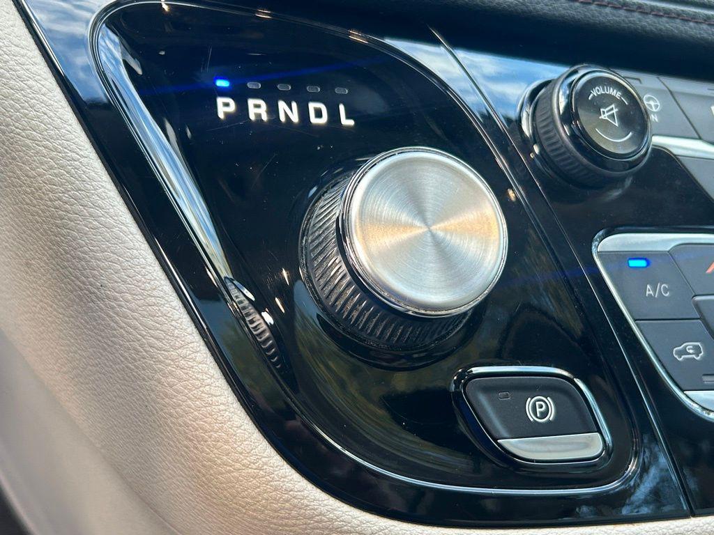 used 2017 Chrysler Pacifica car, priced at $13,871