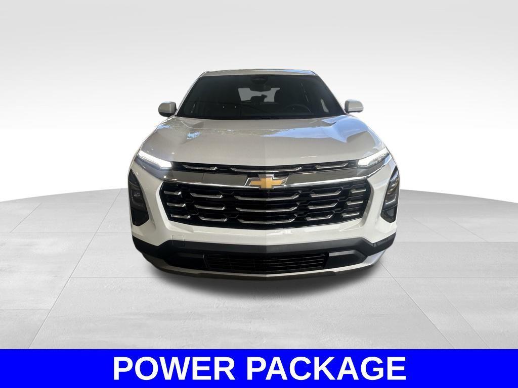 used 2025 Chevrolet Equinox car, priced at $25,482
