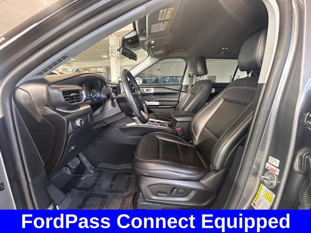 used 2022 Ford Explorer car, priced at $27,336