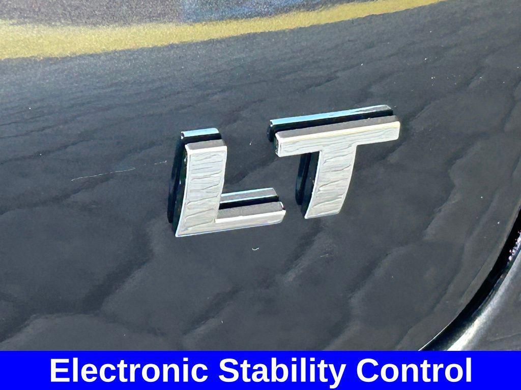 used 2023 Chevrolet Equinox car, priced at $17,935