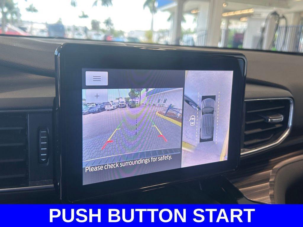 used 2023 Ford Explorer car, priced at $27,711