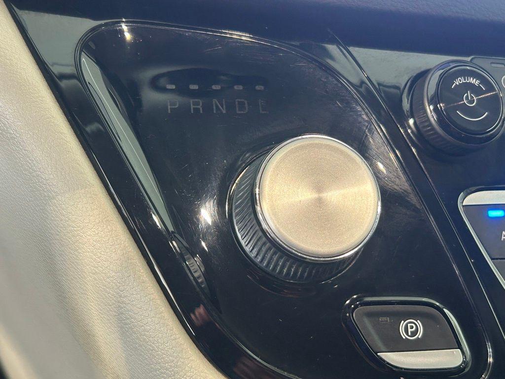 used 2022 Chrysler Pacifica car, priced at $19,576