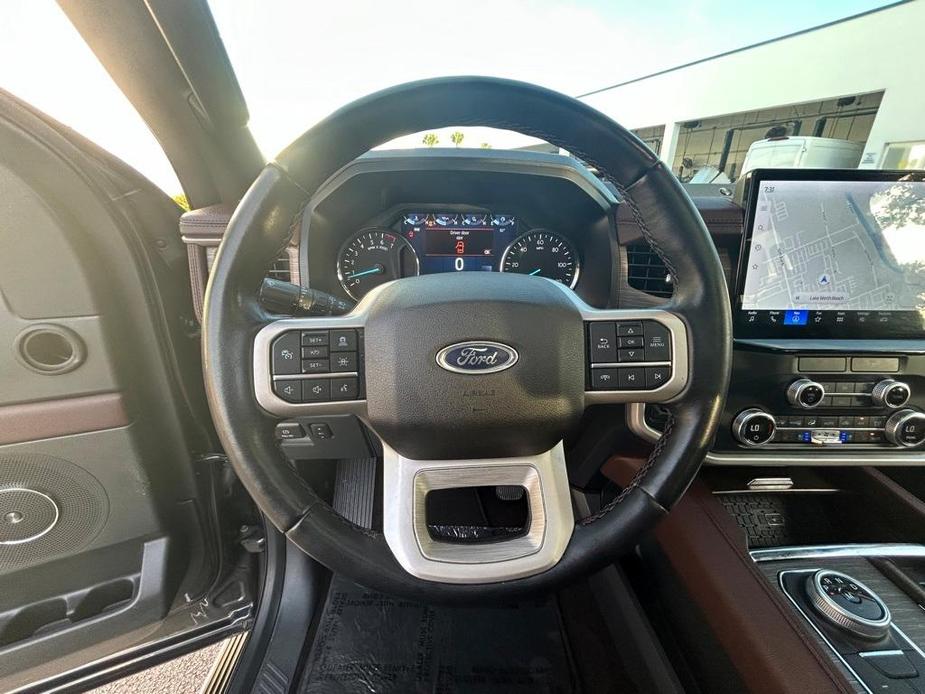 used 2022 Ford Expedition car, priced at $43,222