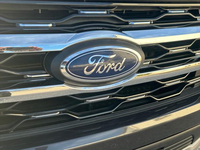 used 2022 Ford Expedition car, priced at $40,995