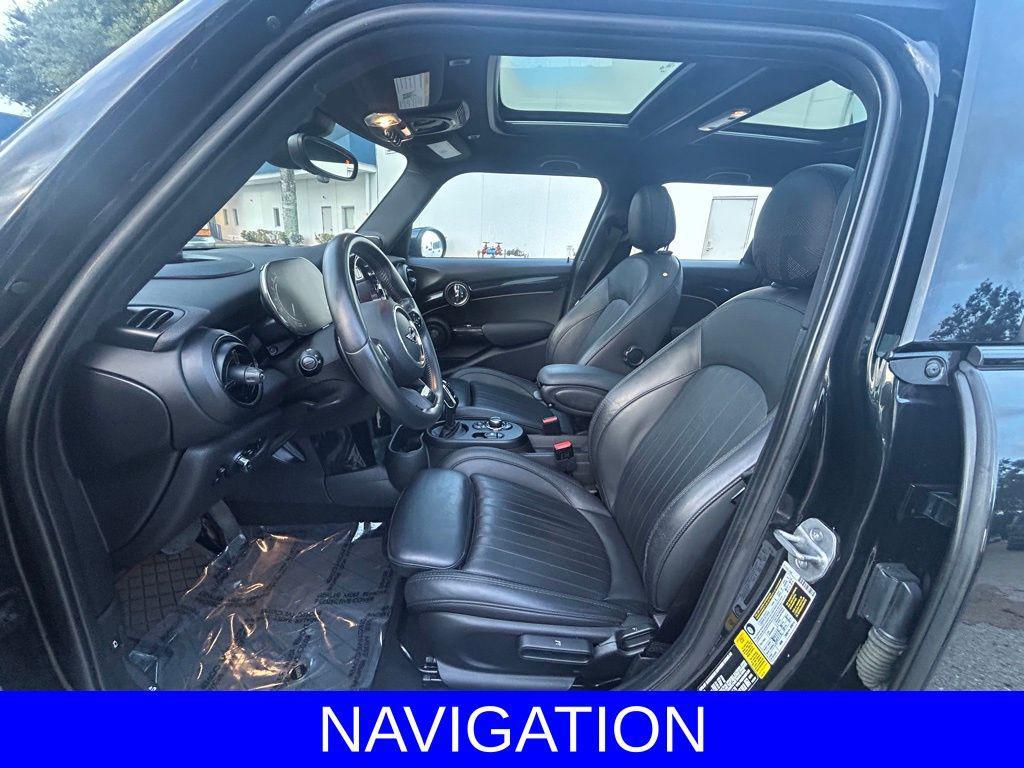 used 2023 MINI Hardtop car, priced at $20,320