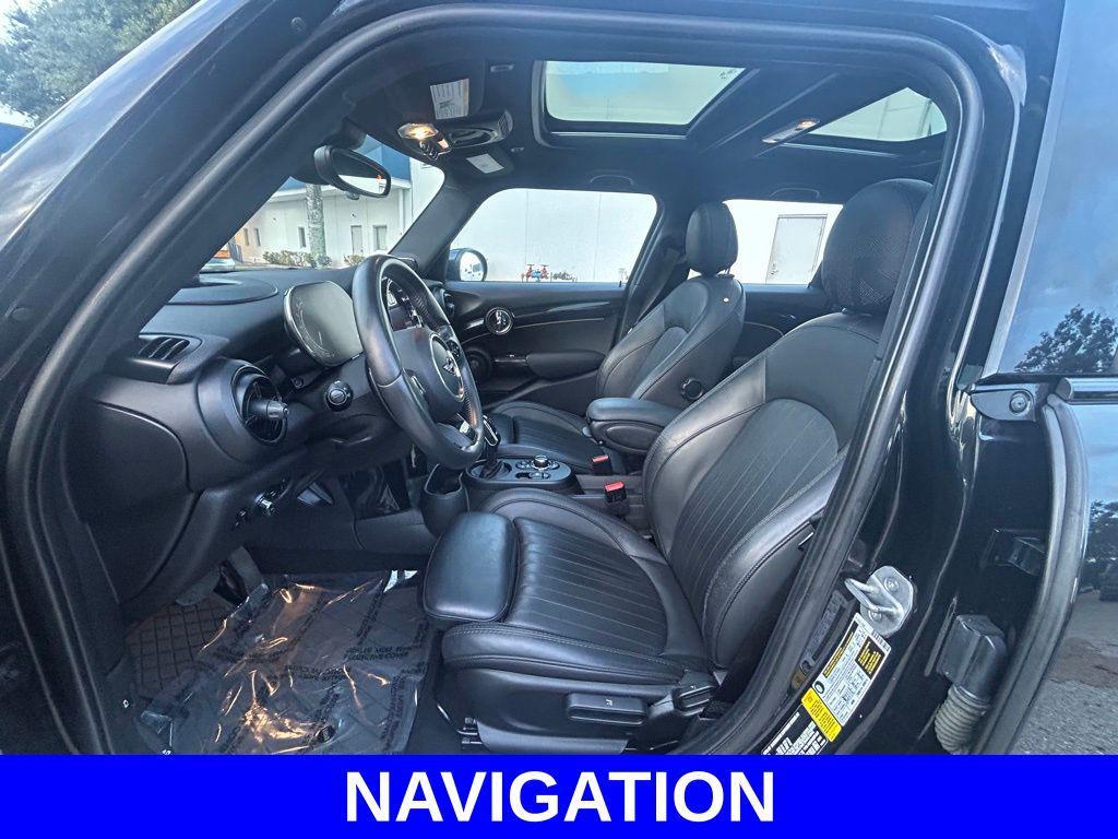 used 2023 MINI Hardtop car, priced at $21,916