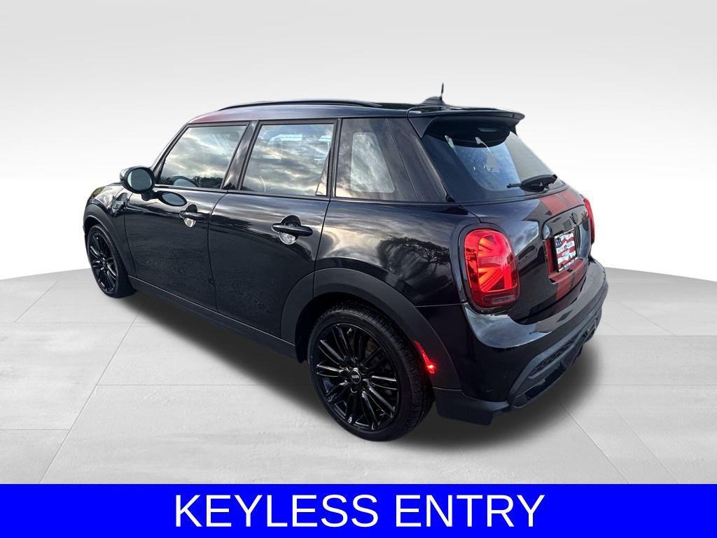 used 2023 MINI Hardtop car, priced at $20,320