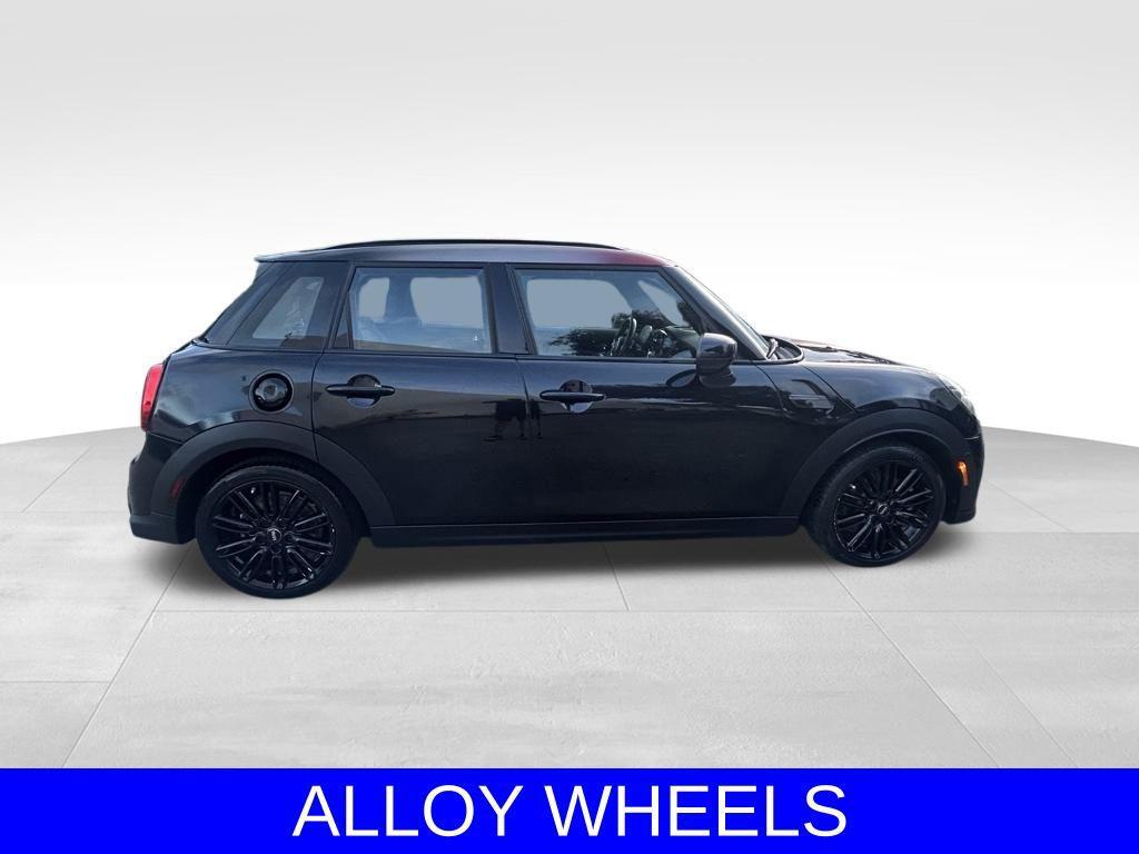 used 2023 MINI Hardtop car, priced at $20,320