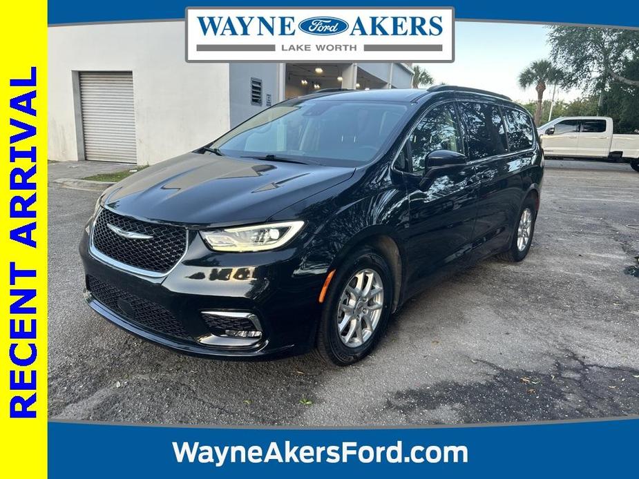 used 2022 Chrysler Pacifica car, priced at $20,497