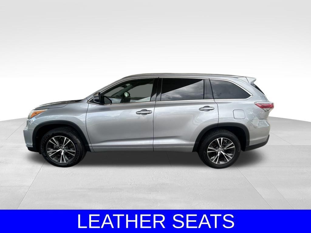 used 2016 Toyota Highlander car, priced at $17,410