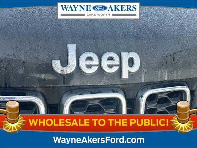 used 2019 Jeep Grand Cherokee car, priced at $18,995