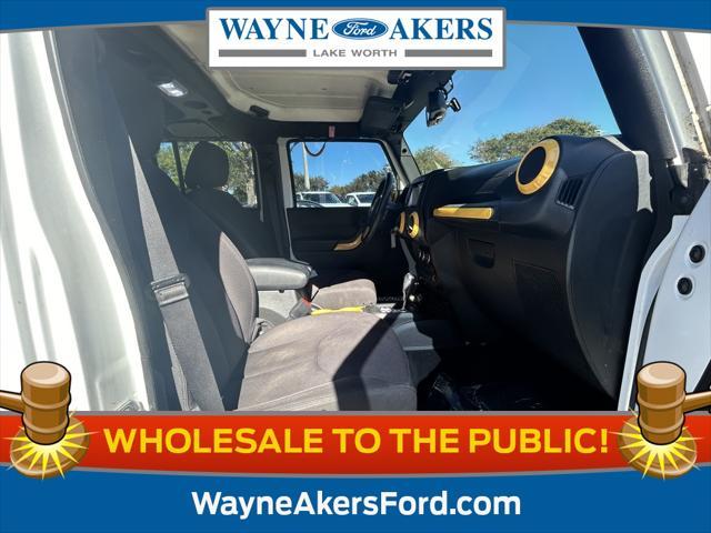 used 2015 Jeep Wrangler Unlimited car, priced at $18,995