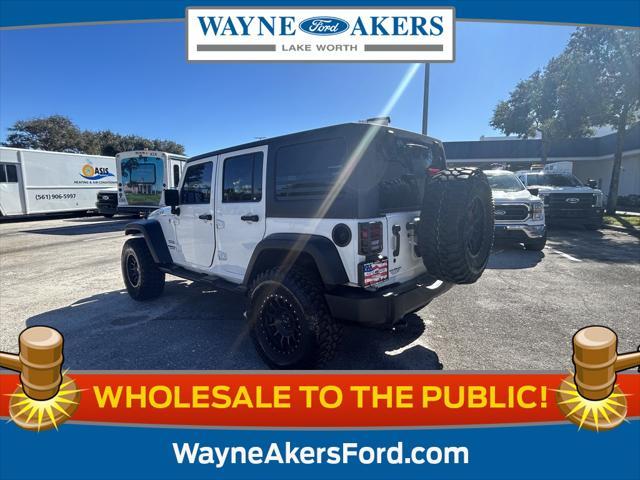 used 2015 Jeep Wrangler Unlimited car, priced at $18,995