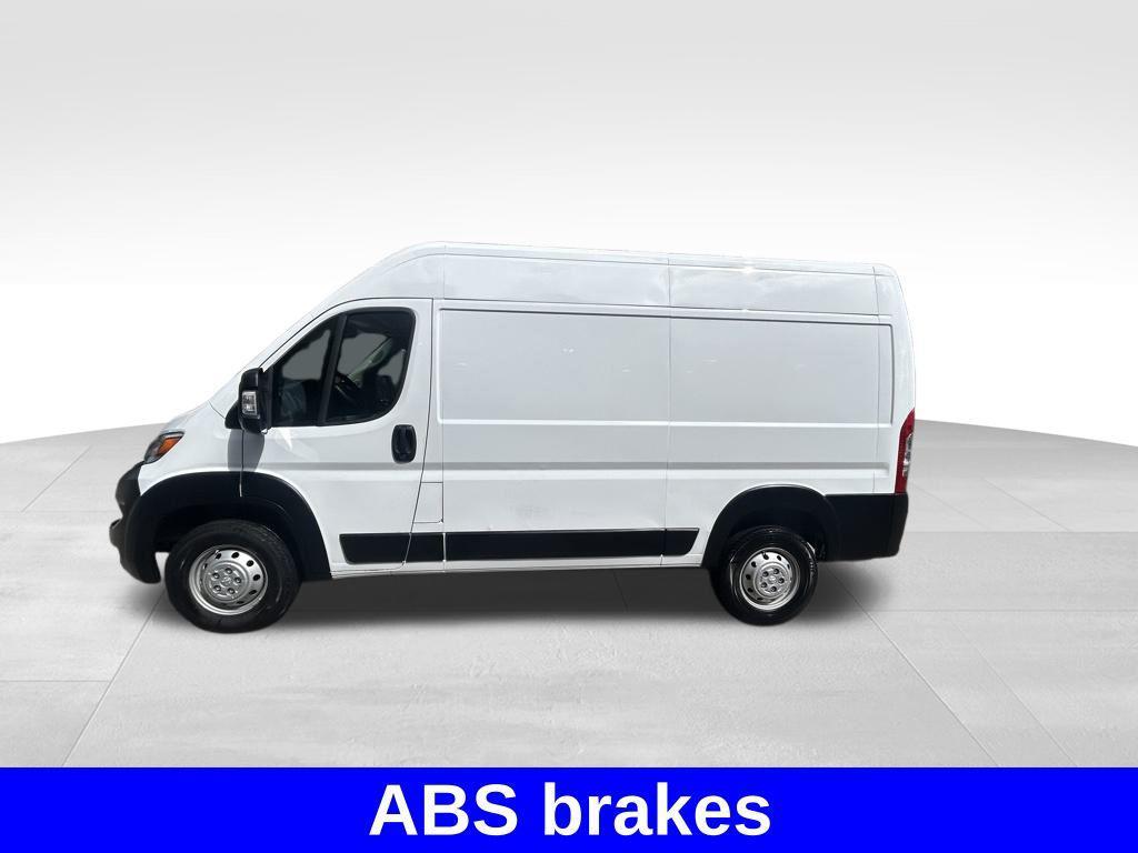used 2023 Ram ProMaster 2500 car, priced at $30,877