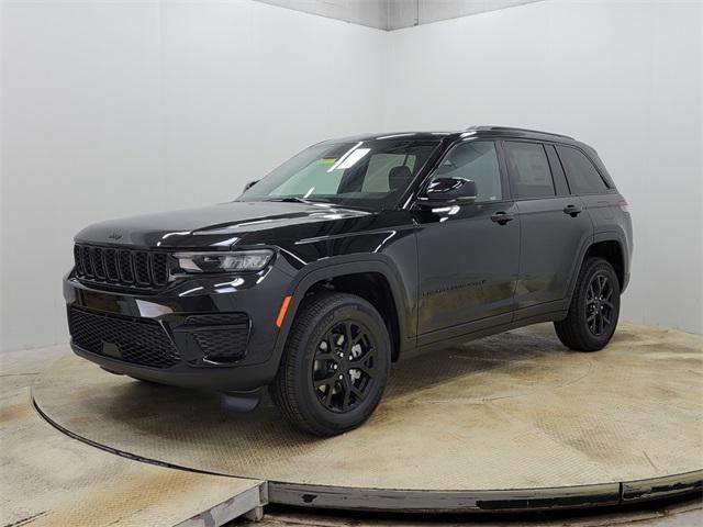 new 2025 Jeep Grand Cherokee car, priced at $38,817