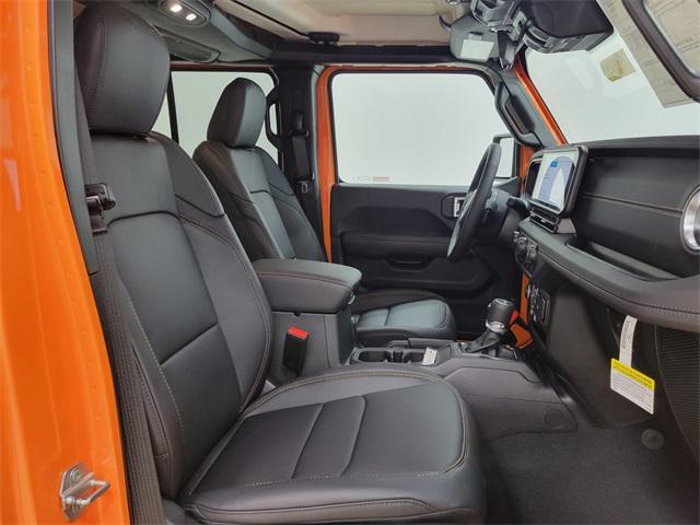 new 2025 Jeep Gladiator car, priced at $43,312