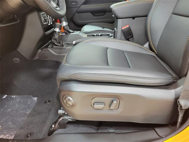new 2025 Jeep Gladiator car, priced at $43,312
